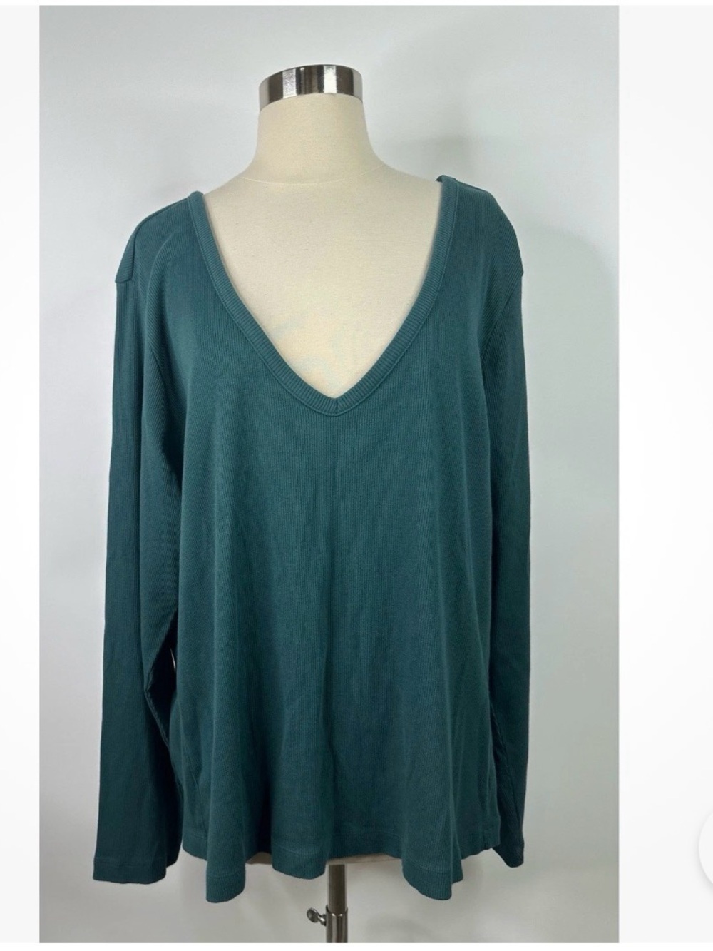 Universal Thread Deep Teal V-Neck Long Sleeve Women's Knit Top